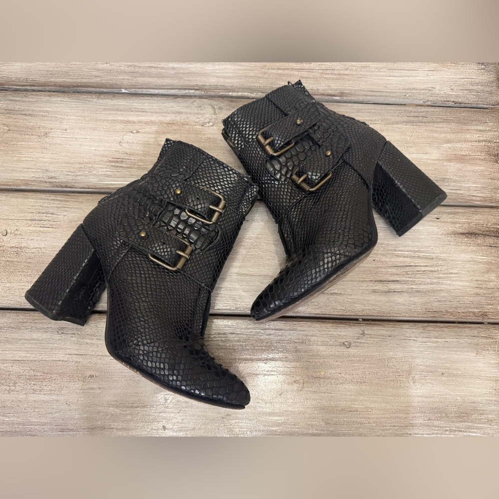 Freebird Joey Booties
